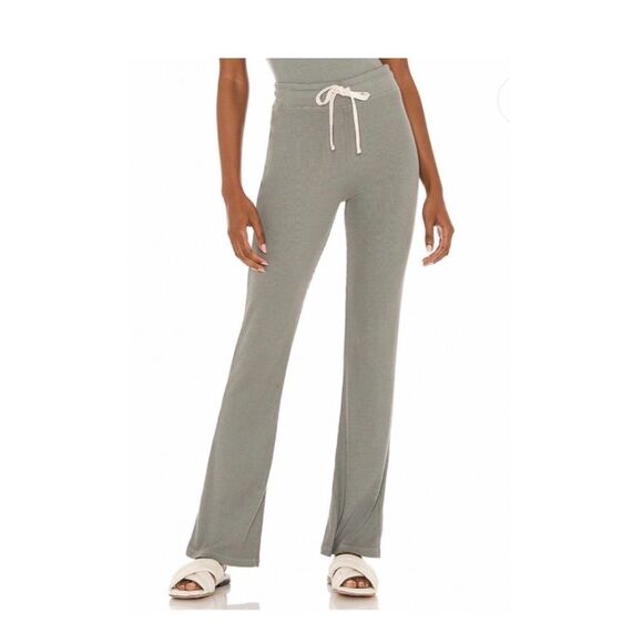 Monrow Ribbed Wide Leg Sweatpants- S,M - Picture 2 of 9